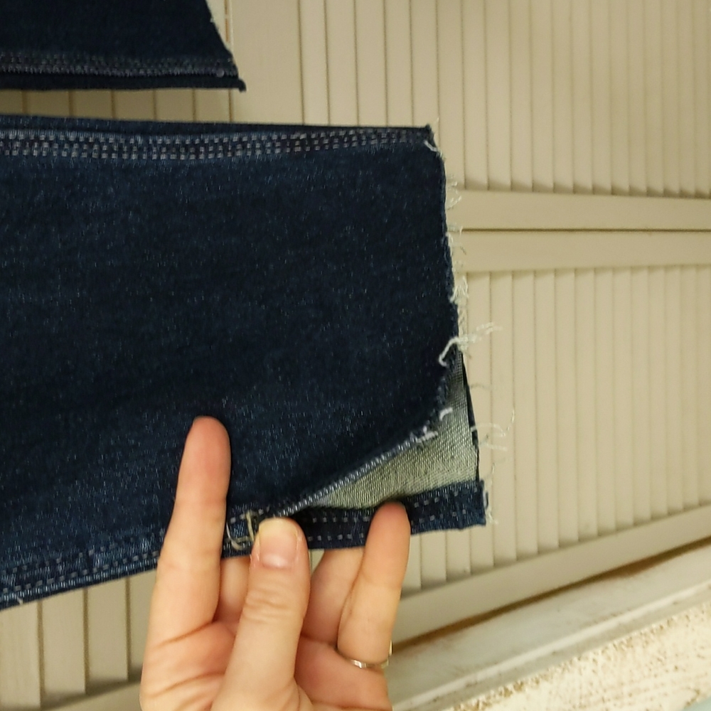 Judy Blue Cropped Straight Leg Raw Hem Jean 88375 - Picture 2 of 6